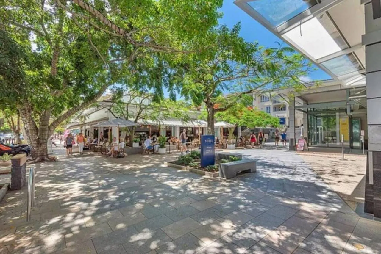 617 Hastings Street Metres To The Beach Noosa Heads Apartment